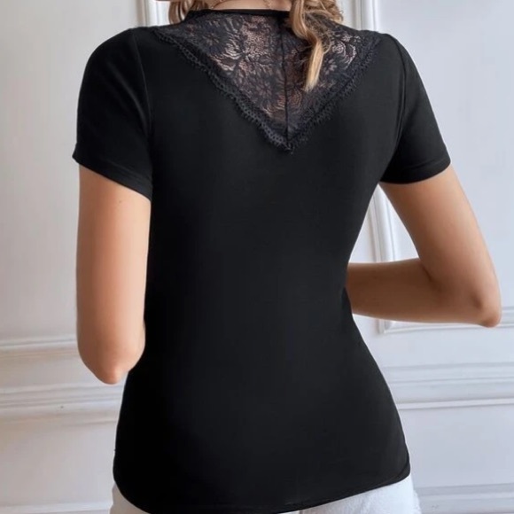 Black Lace V Neck Top in M - Picture 2 of 3